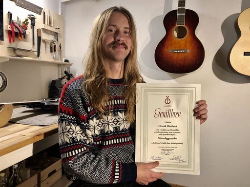 Gitarrbyggaren Henrik från Gävle är Årets gesäll