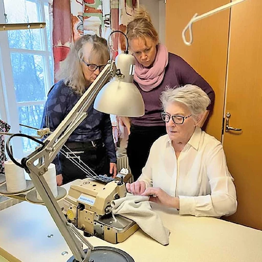 Svenska Textil Design Skolan - helgkurser i grundläggande och kreativ sömnad i vår