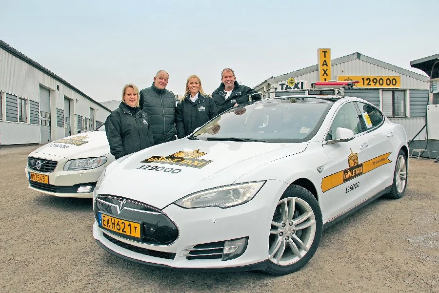 Gävle Taxi 129000 söker serviceinriktade taxichaufförer.