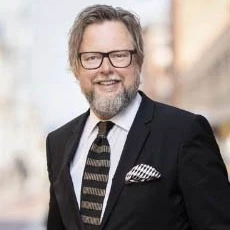 Mikael K Andersson